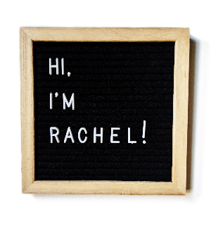 A sign reading: hello i'm rachel